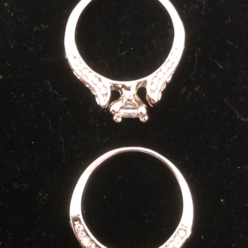 Rings - Picture 3 of 5